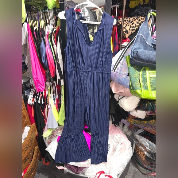 Torrid 2x Navy Pleated Knit Surplice Drawstring Culotte Jumpsuit - Picture 5 of 5